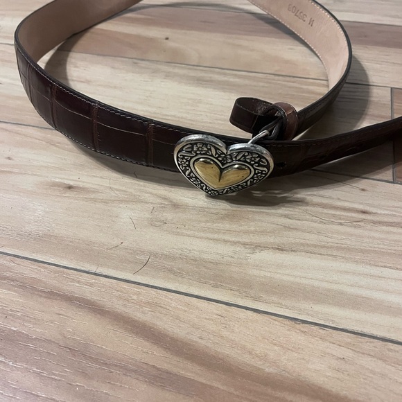 Brighton Brown Croc-Embossed Leather Belt with Silver Heart Buckle - Picture 5 of 7